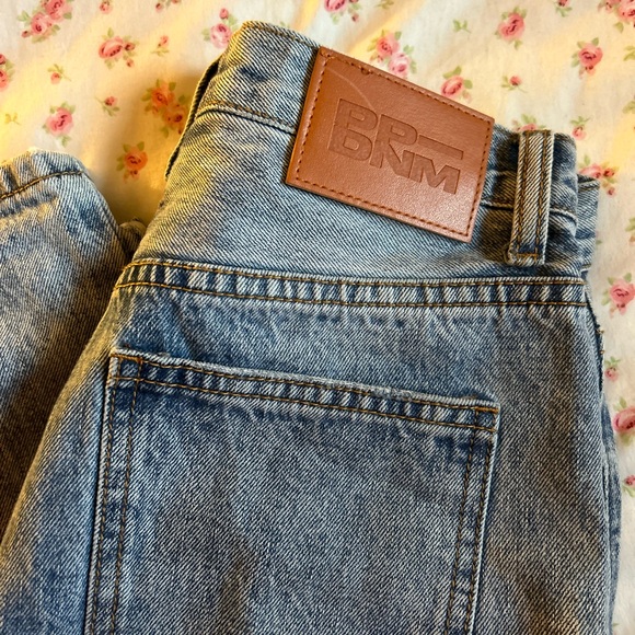 Princess Polly cross over jeans - Picture 4 of 5